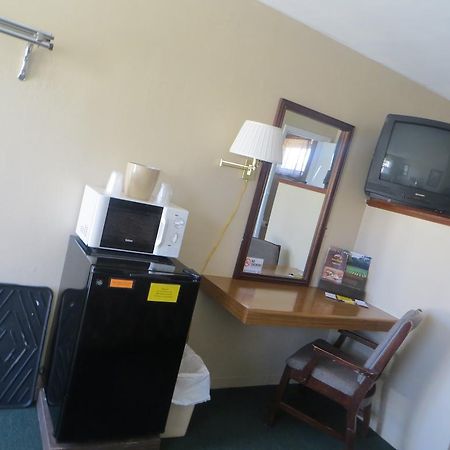 Budget Inn Denison ภายนอก รูปภาพ